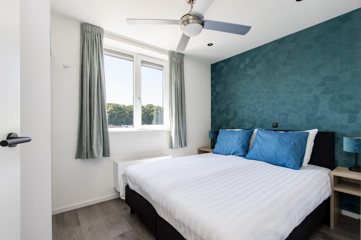 Foto 40 van Piekenwaardweg 10-A124