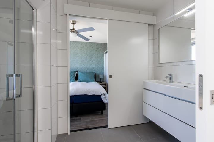 Foto 51 van Piekenwaardweg 10-A124