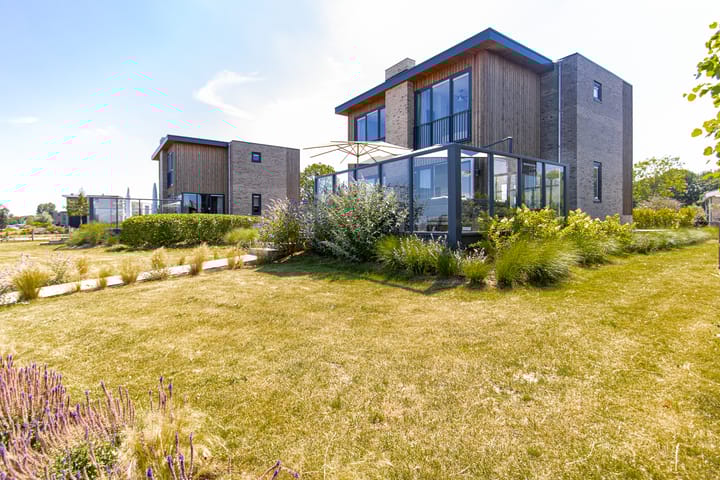 Foto 71 van Piekenwaardweg 10-A124