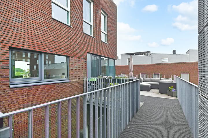 Foto 4 van Röntgenstraat 1