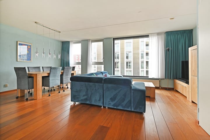 Foto 15 van Röntgenstraat 1