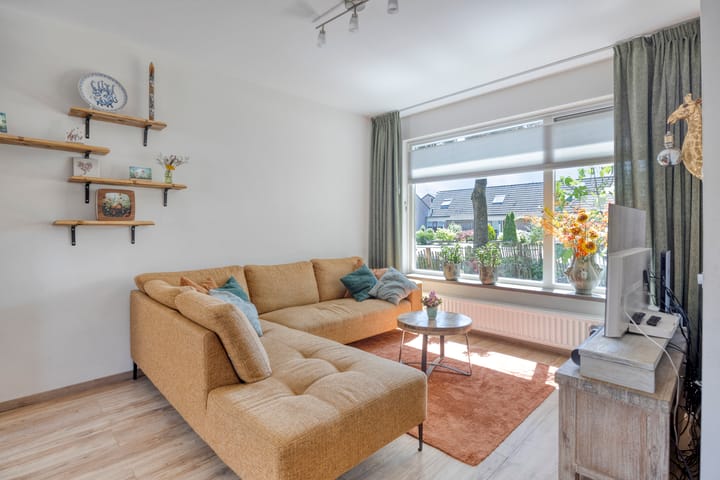 Foto 17 van Olieakkerstraat 13