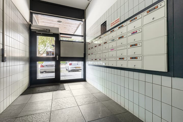 Photo 7 of Wijnpeerstraat 73