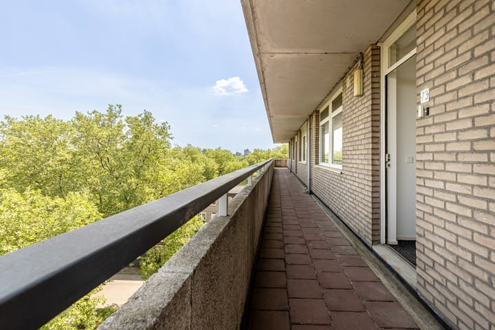 Photo 10 of Wijnpeerstraat 73