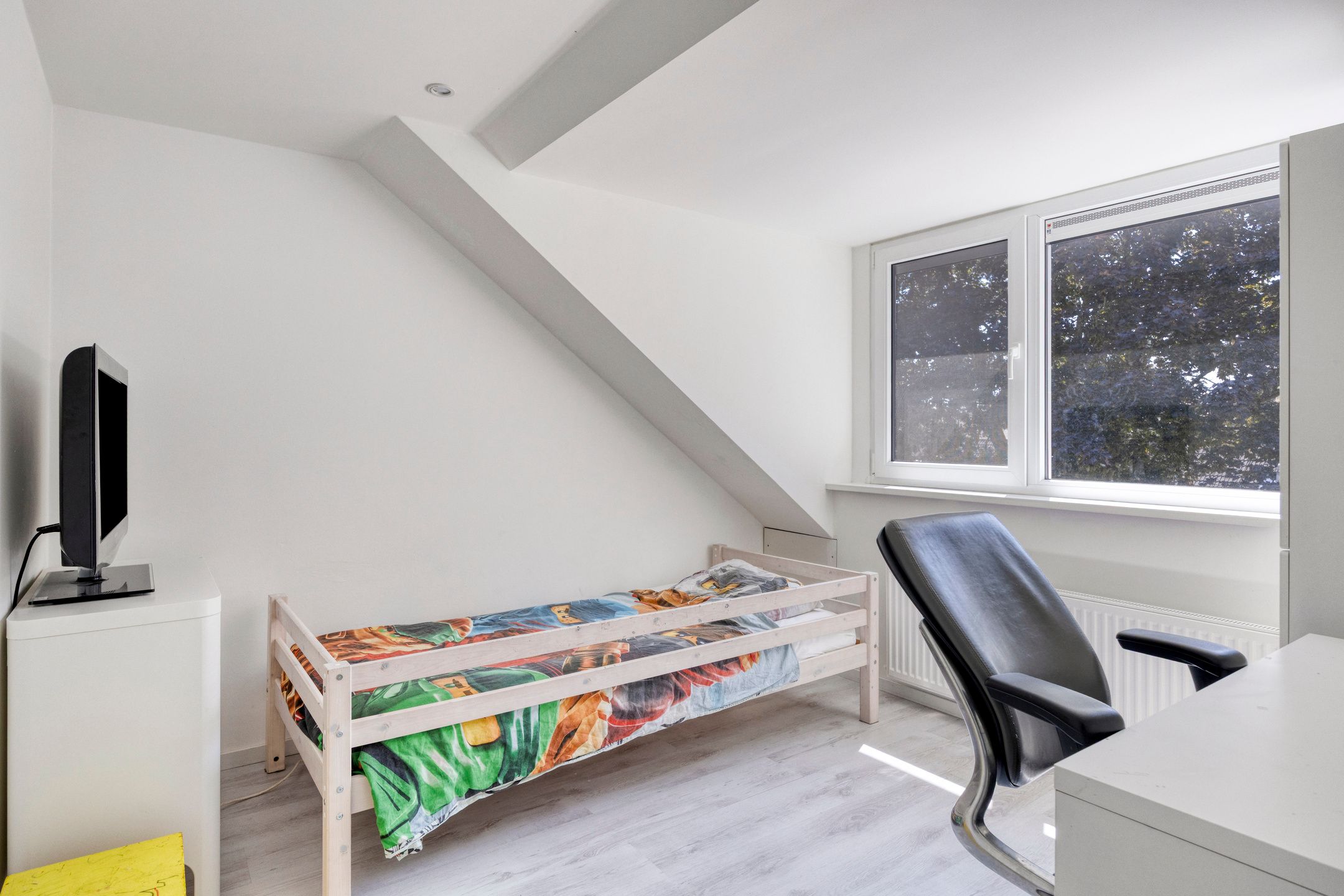 Foto 36 van Olieakkerstraat 13