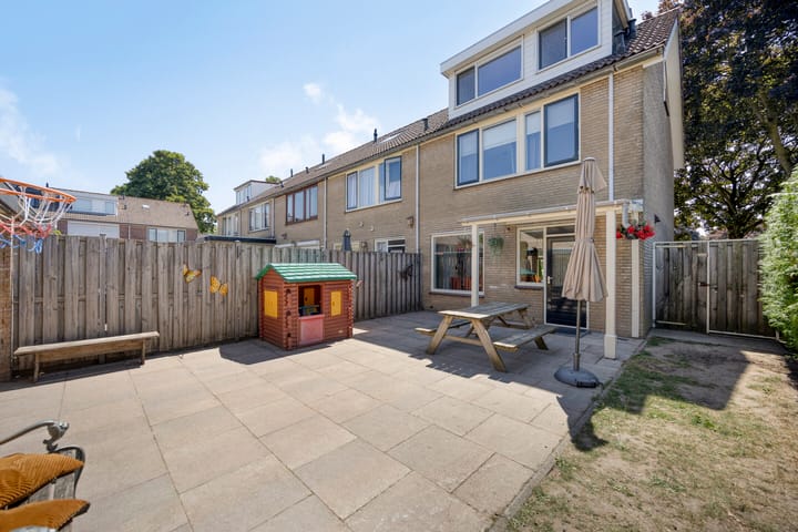 Foto 39 van Olieakkerstraat 13