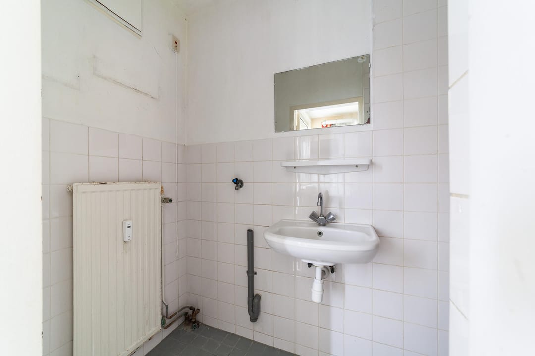 Photo 23 of Domela Nieuwenhuisstraat 33