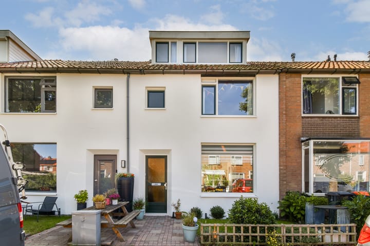 Foto 1 van Julianalaan 23