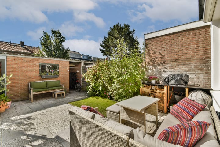 Foto 11 van Julianalaan 23