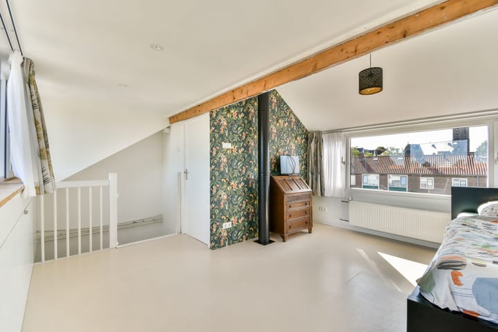 Foto 25 van Julianalaan 23