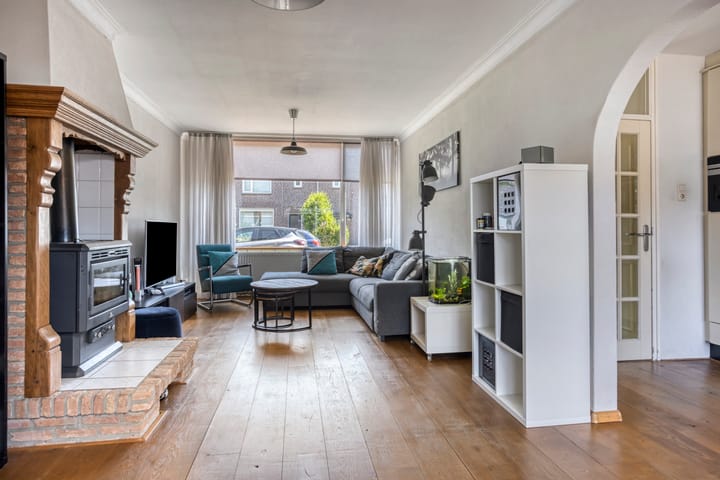 Photo 2 of Karel de Stoutestraat 34