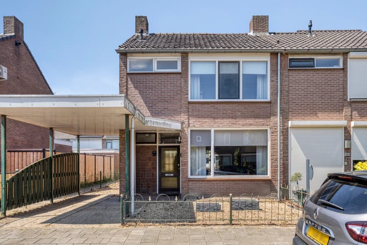 Photo 6 of Karel de Stoutestraat 34