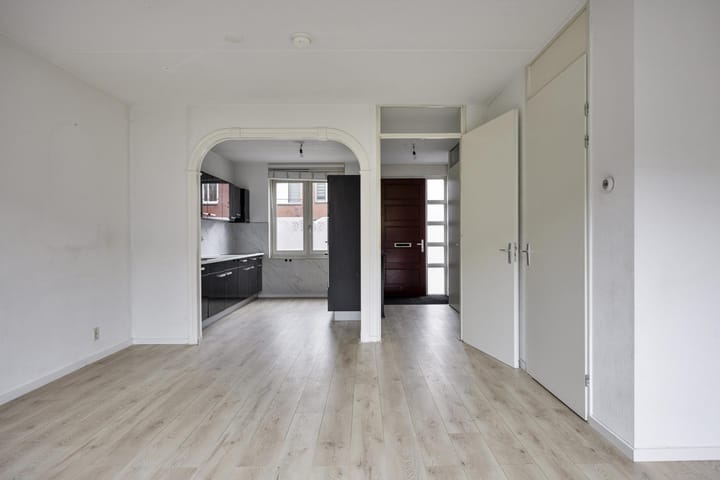 Foto 13 van Westerbeekstraat 15-A