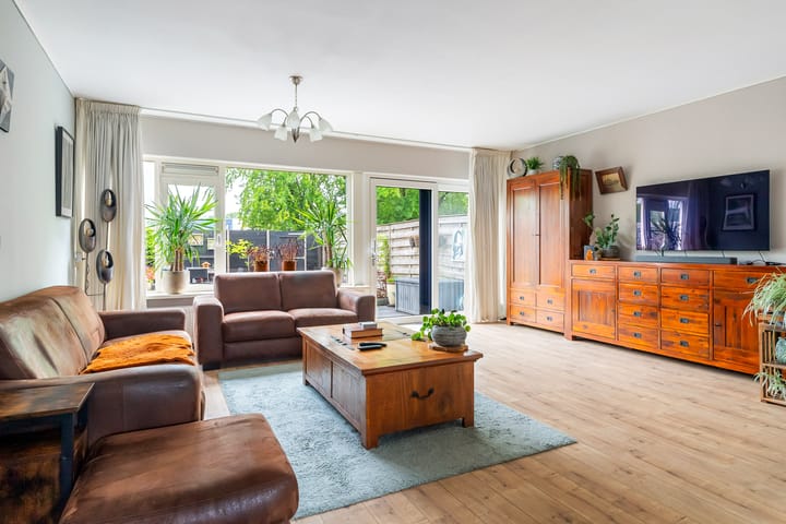 Foto 17 van Fedde Schurerwei 4