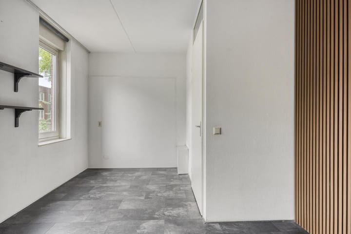 Foto 24 van Westerbeekstraat 15-A