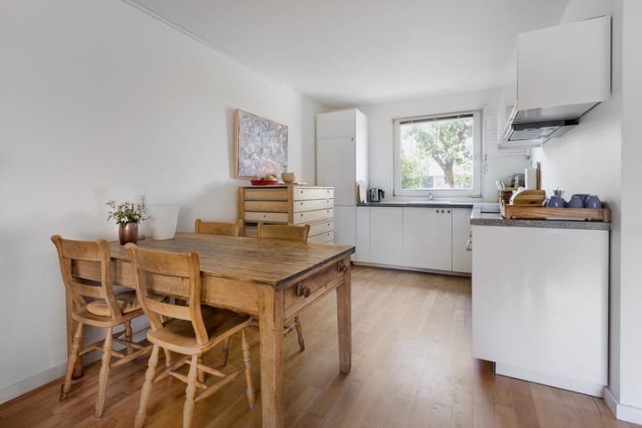 Foto 9 van J. Dixlaan 17