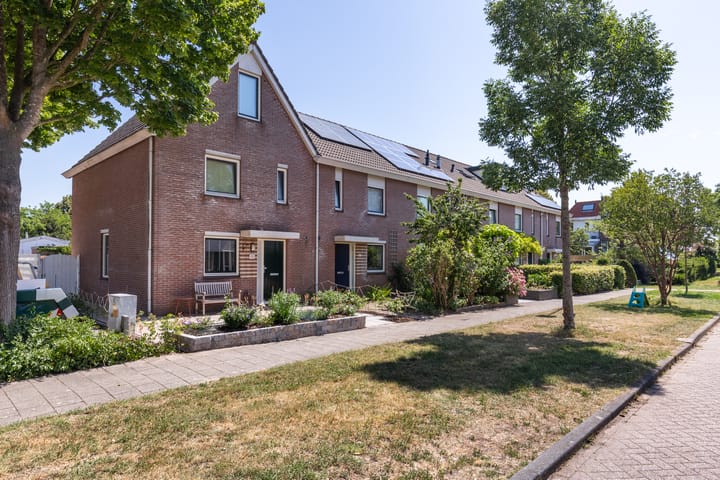 Foto 28 van J. Dixlaan 17