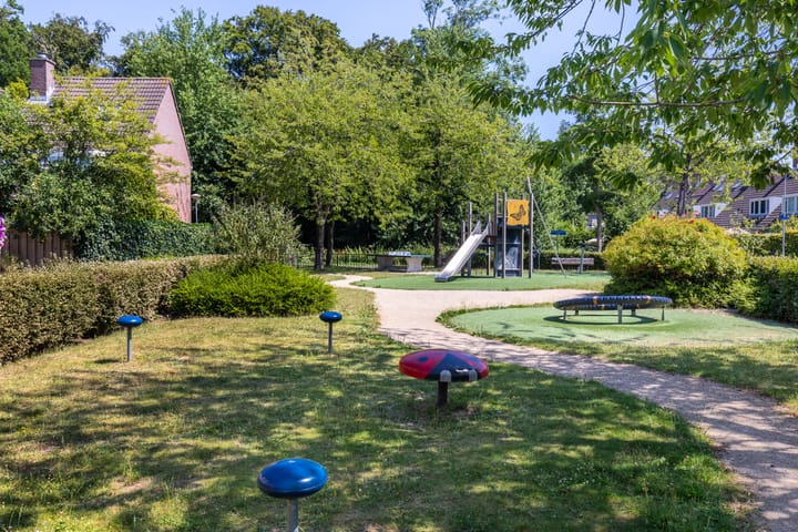 Foto 32 van J. Dixlaan 17