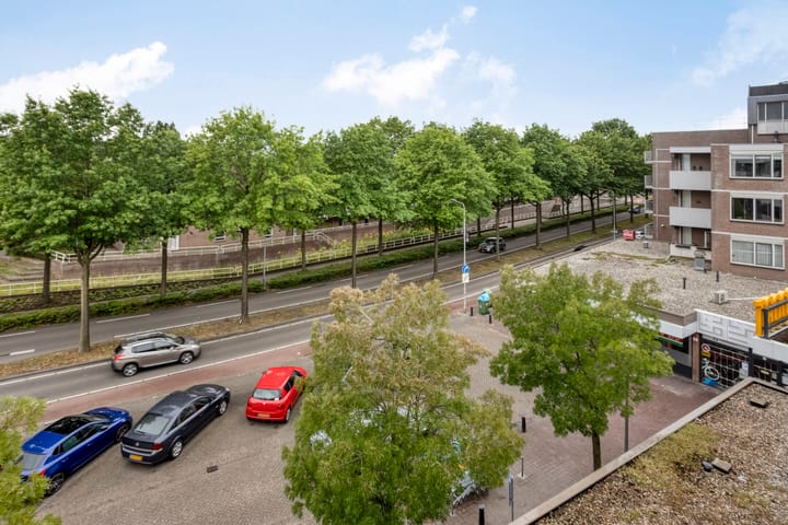 Foto 16 van Maaspoortweg 279