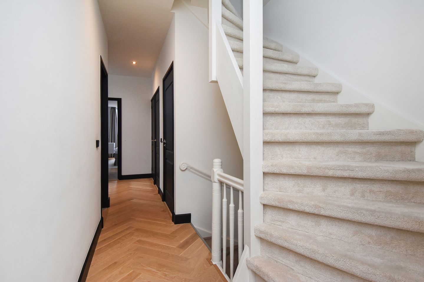 Photo 5 of Anton de Haenstraat 90