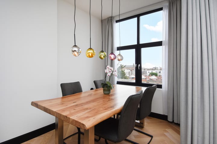 Photo 12 of Anton de Haenstraat 90