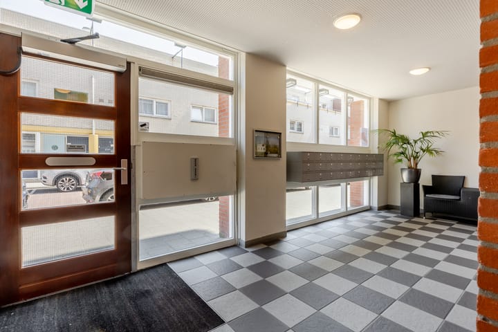 Foto 6 van Van Waerschutstraat 19-B