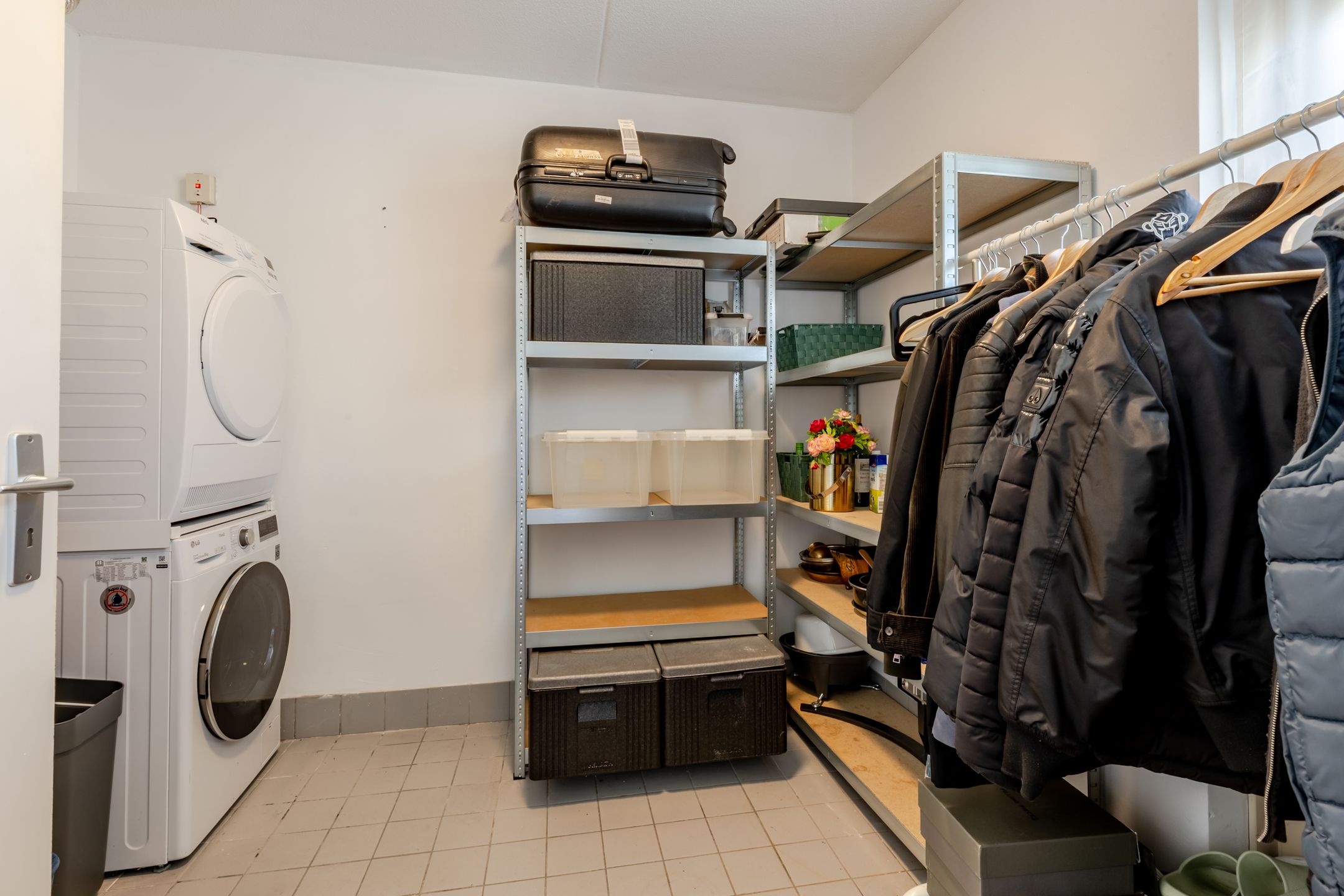 Foto 21 van Van Waerschutstraat 19-B