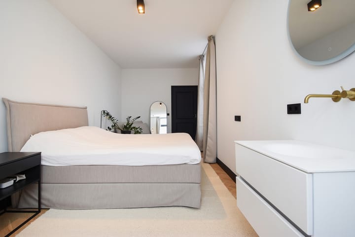 Photo 34 of Anton de Haenstraat 90