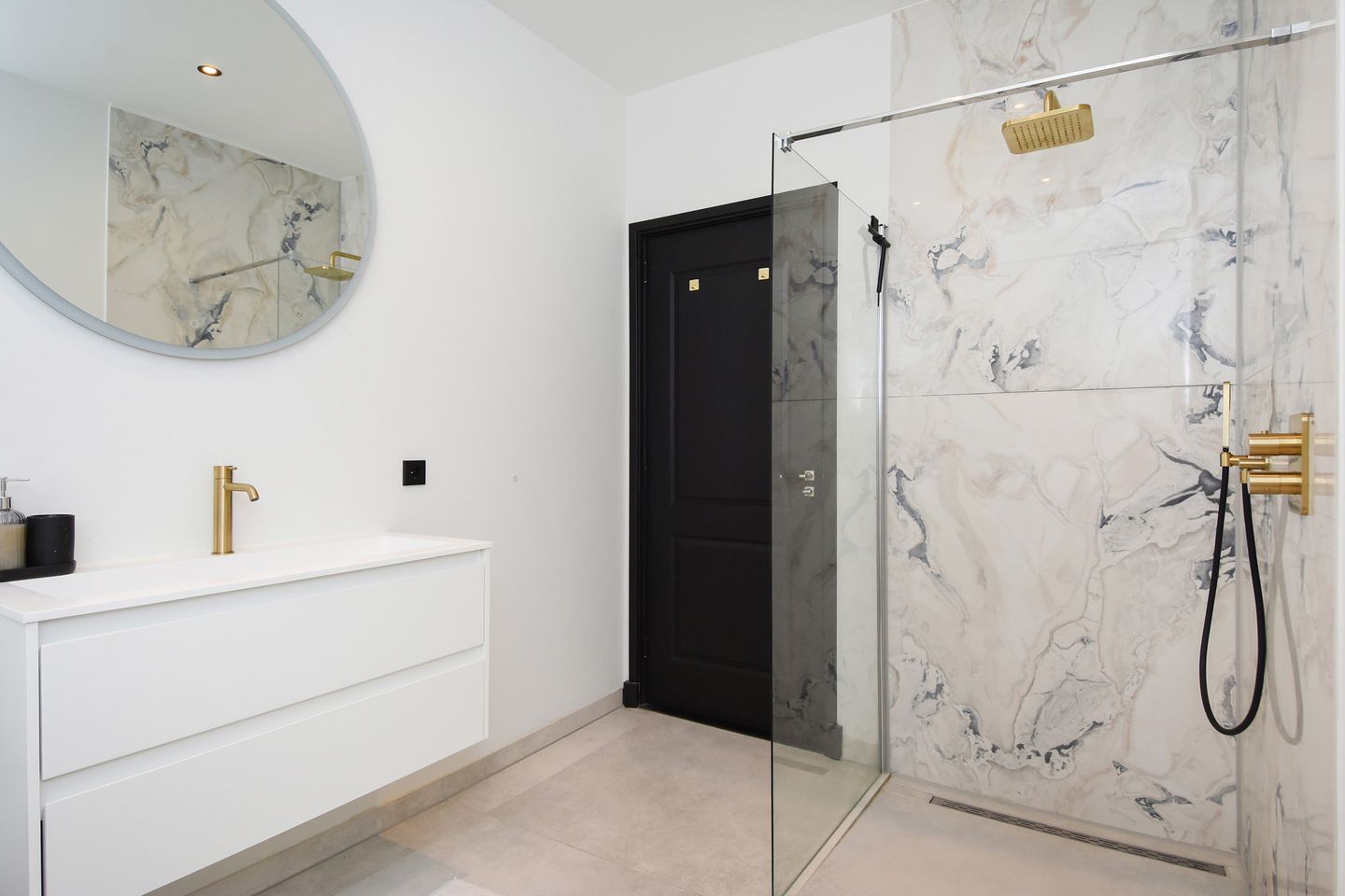 Photo 40 of Anton de Haenstraat 90