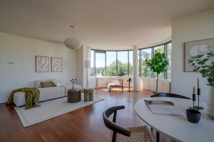 Foto 14 van Aartsbisschop Romerostraat 173