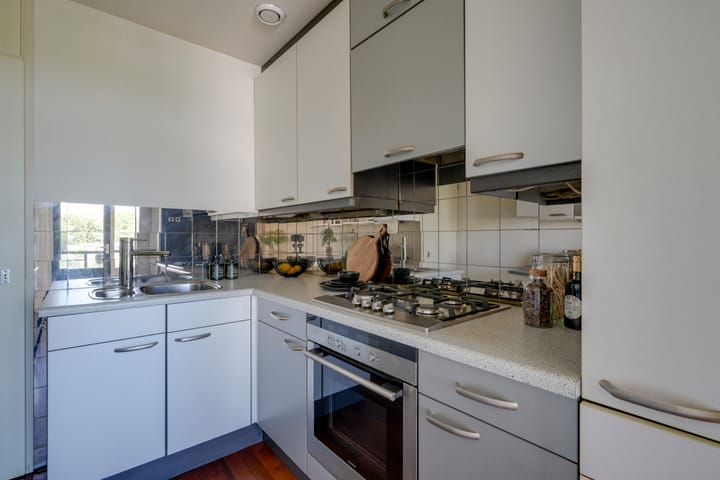 Foto 23 van Aartsbisschop Romerostraat 173