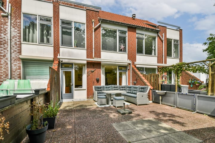 Photo 21 of Oosthavenplaats 19