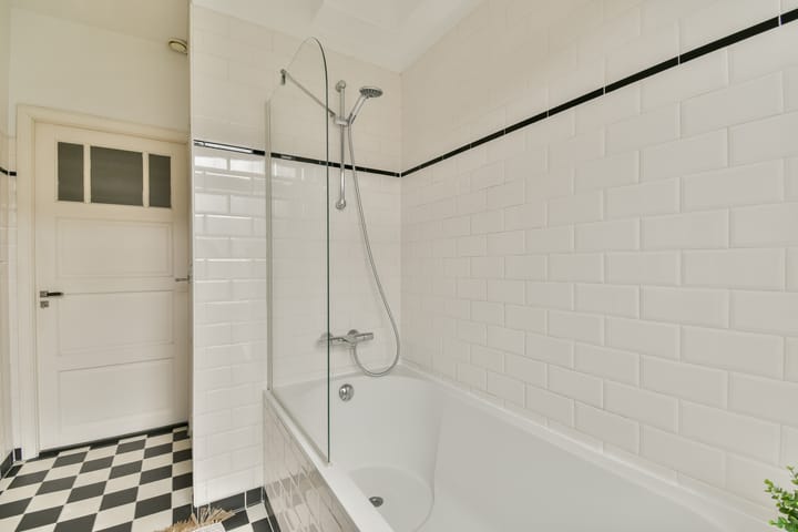 Foto 18 van Admiraal De Ruijterweg 439-2