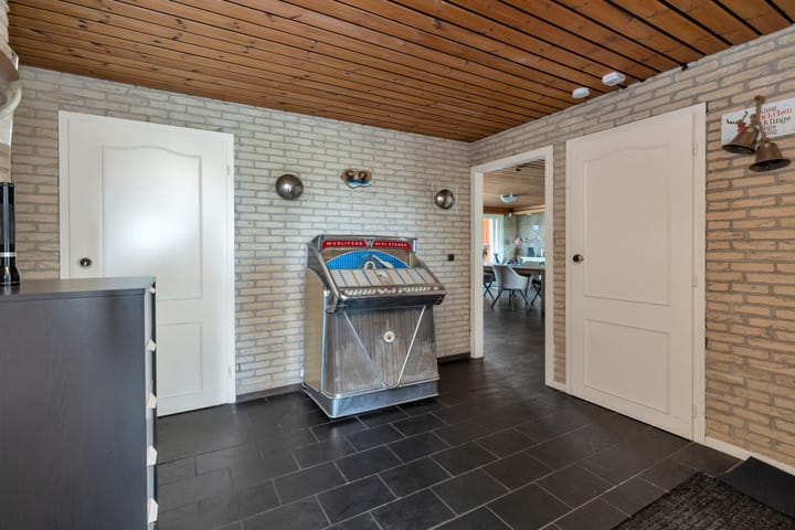 Photo 16 of Rijswaardsedijk 15-B