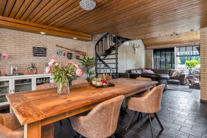 Photo 7 of Rijswaardsedijk 15-B