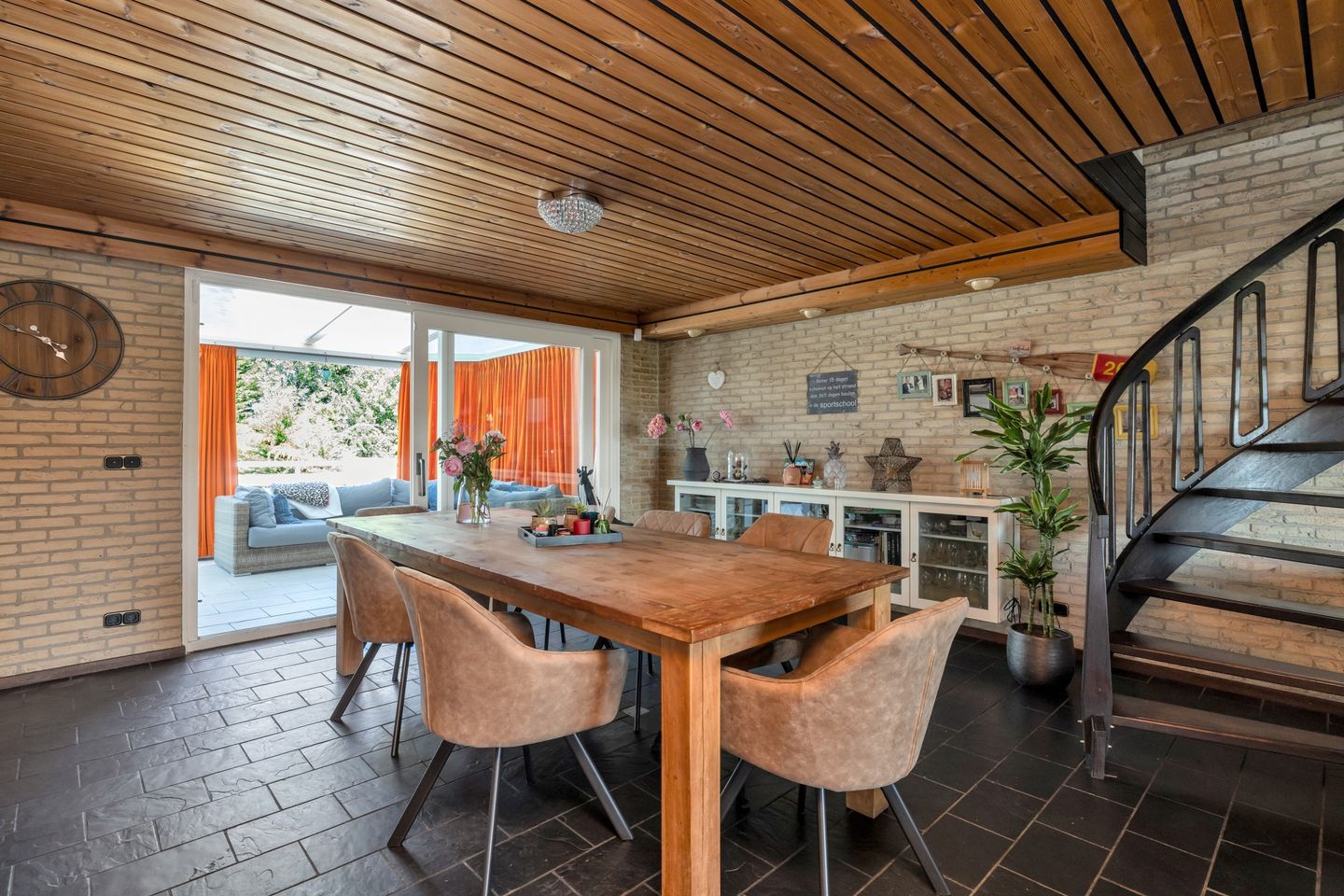 Foto 20 van Rijswaardsedijk 15-B