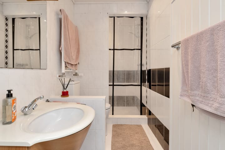 Photo 42 of Rijswaardsedijk 15-B