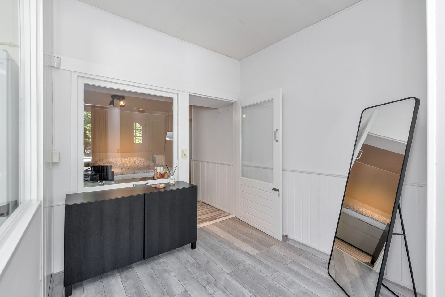 Foto 50 van Rijswaardsedijk 15-B