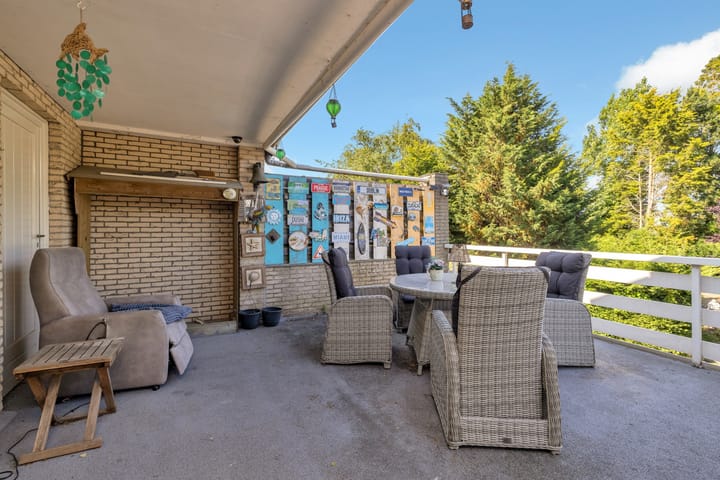 Photo 54 of Rijswaardsedijk 15-B