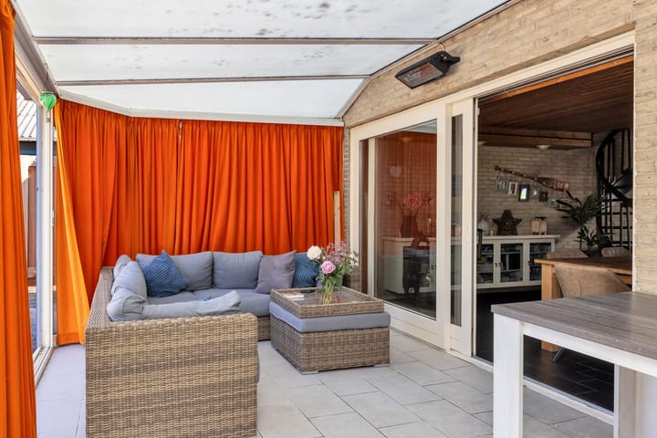 Photo 60 of Rijswaardsedijk 15-B