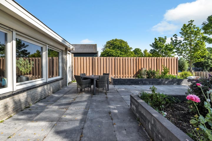 Photo 69 of Rijswaardsedijk 15-B