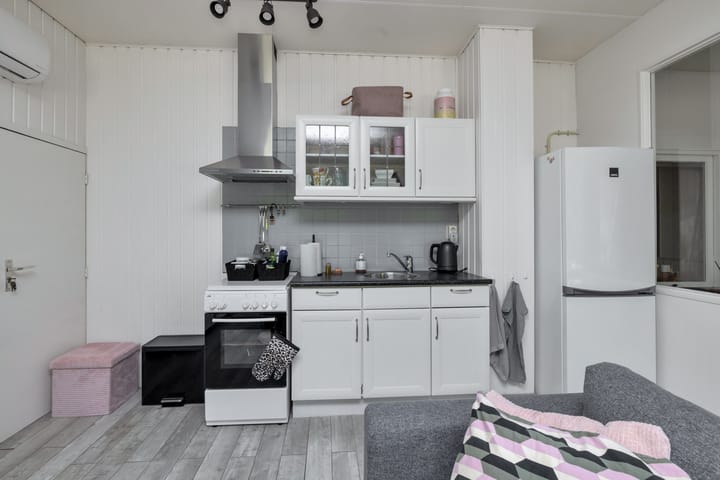 Photo 52 of Rijswaardsedijk 15-B