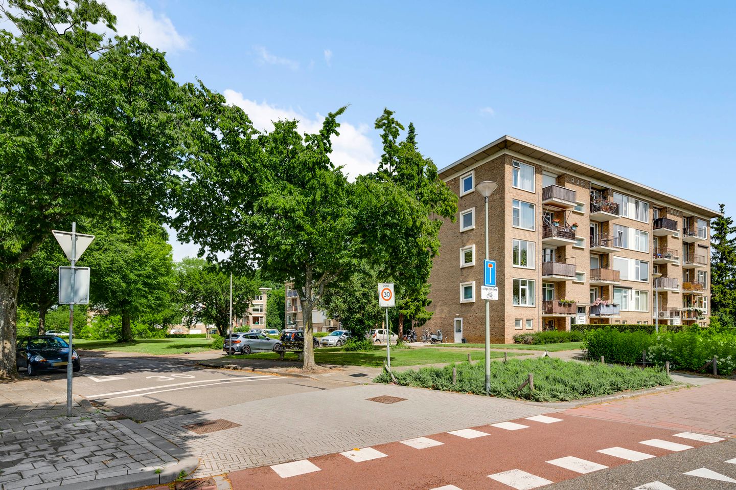 Foto 25 van Burgemeester Geuljanslaan 44