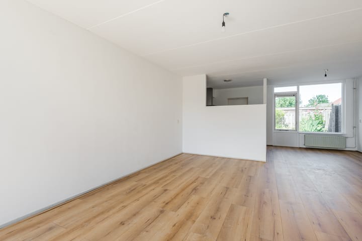 Foto 8 van Lancasterdreef 56