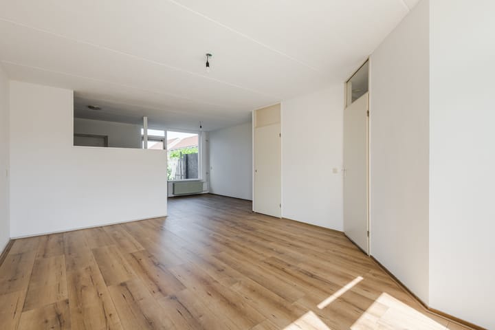 Foto 9 van Lancasterdreef 56