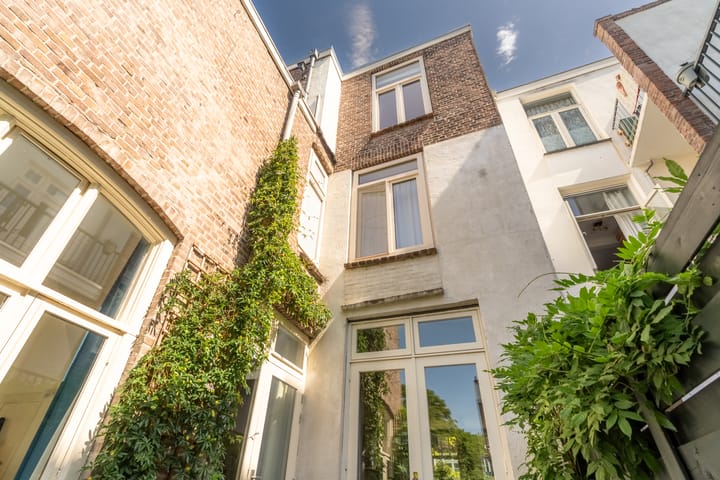 Photo 17 of Admiraal van Gentstraat 20