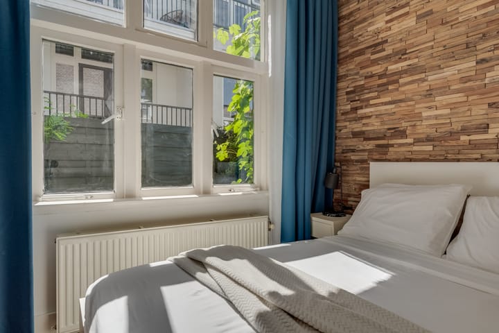 Photo 24 of Admiraal van Gentstraat 20