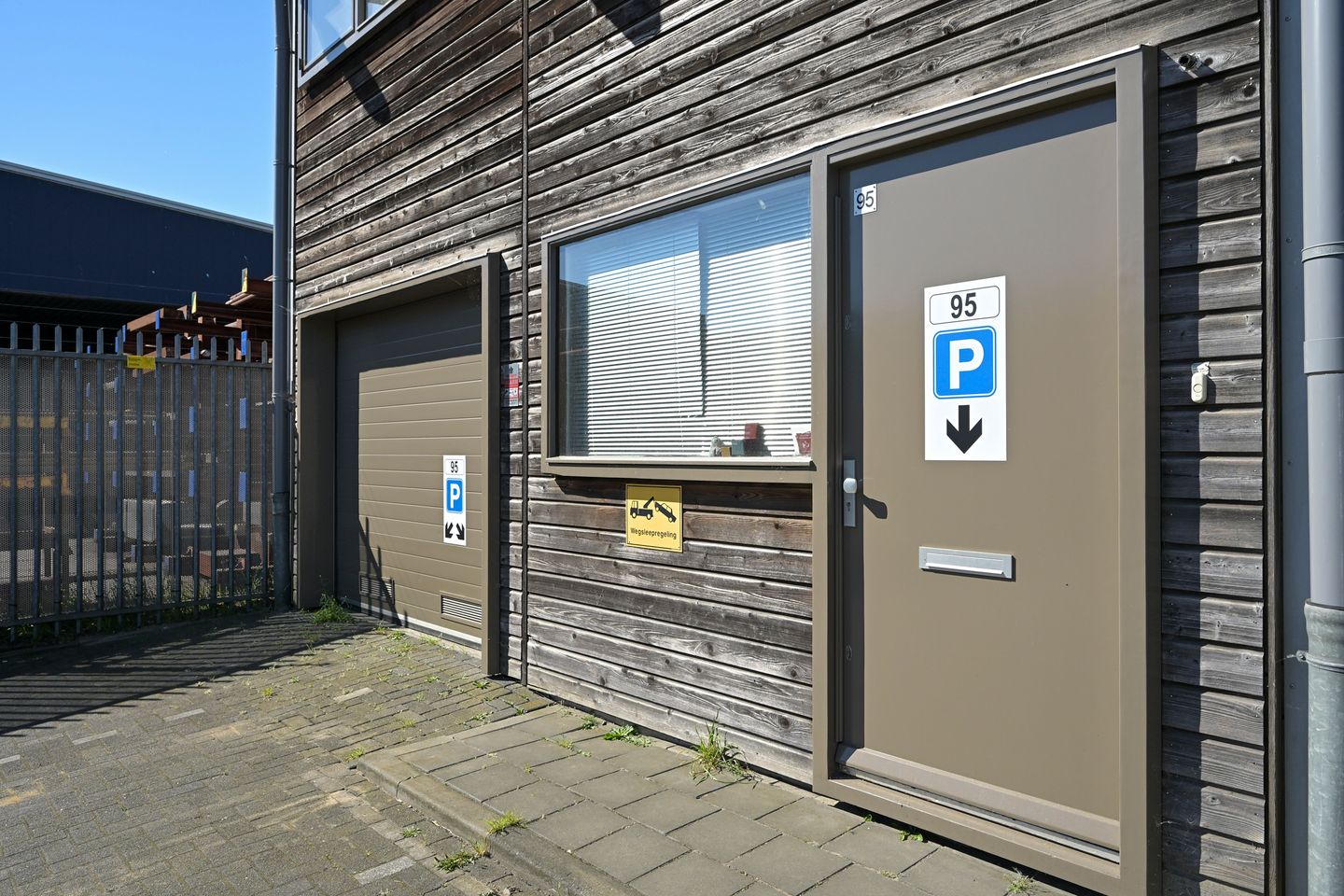 Bekijk foto 3 van Industrieweg 95