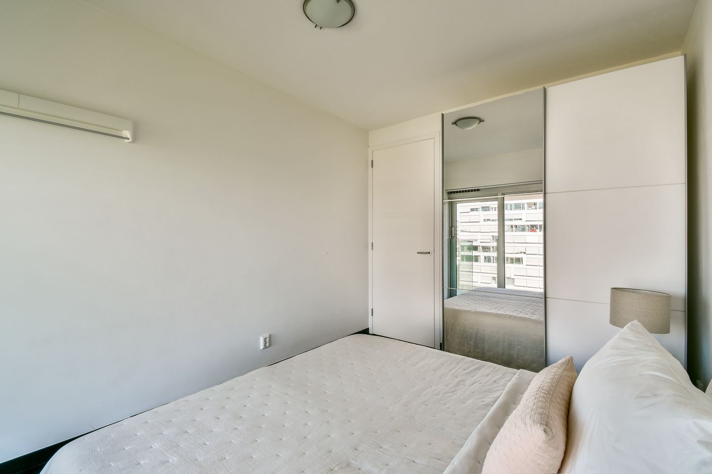 Foto 14 van Jan van Zutphenstraat 139