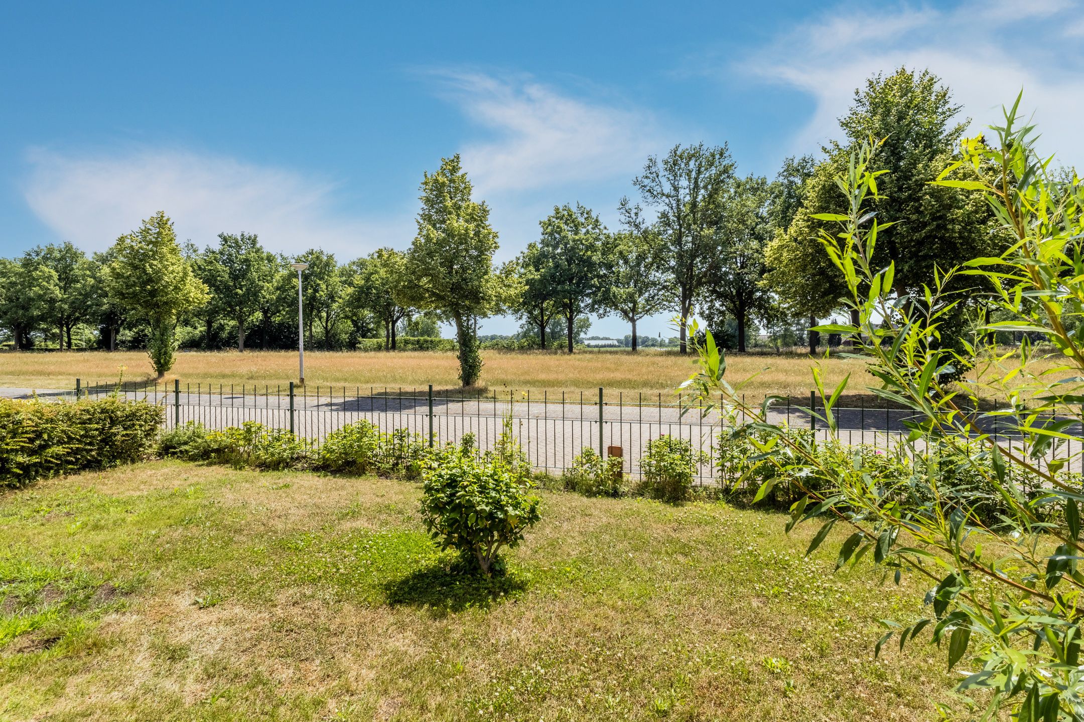 Foto 3 van Lindeselaak 7